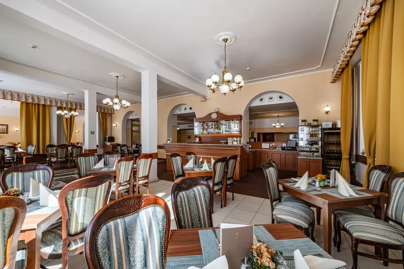 Ensana Vltava — Restaurace a bary