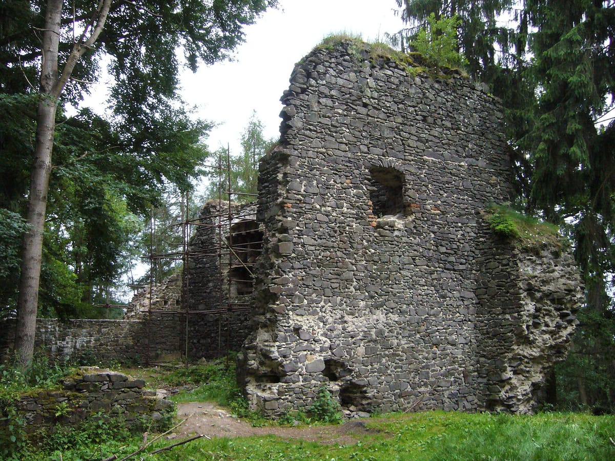 Burgruine Wolfstein (Volfštejn)